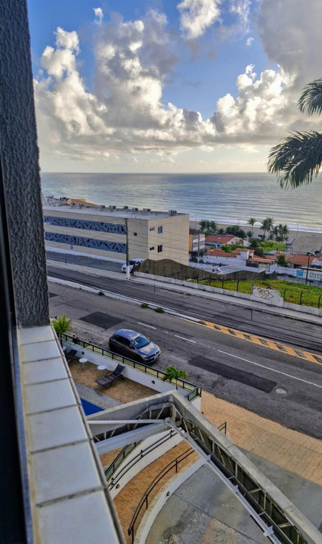 Plaza Com Piscina, Academia, 100m Da De Pn Hotel 3*